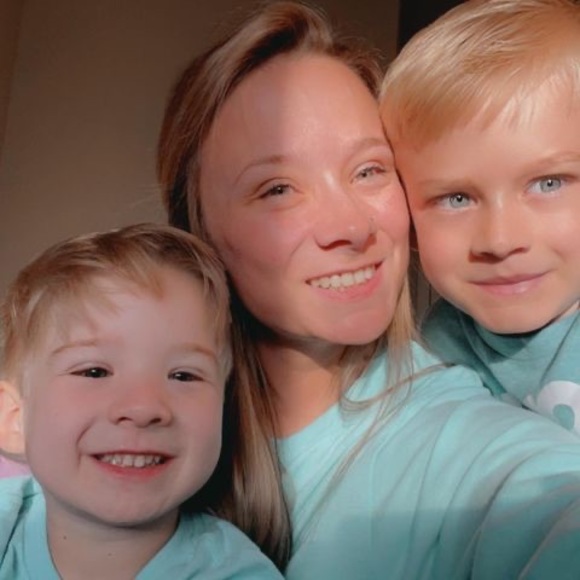 Meet your Posher, Chelsea m - Picture 1 of 1